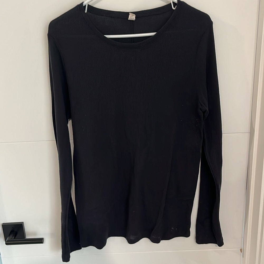 Under Armour fitted all season long sleeve